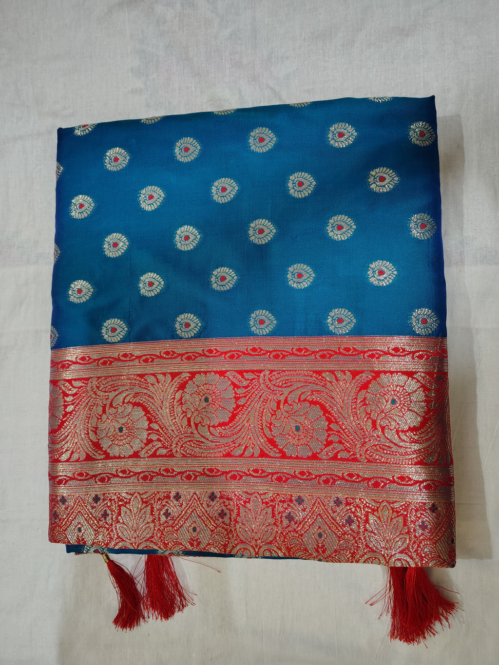 Red Bull Saree