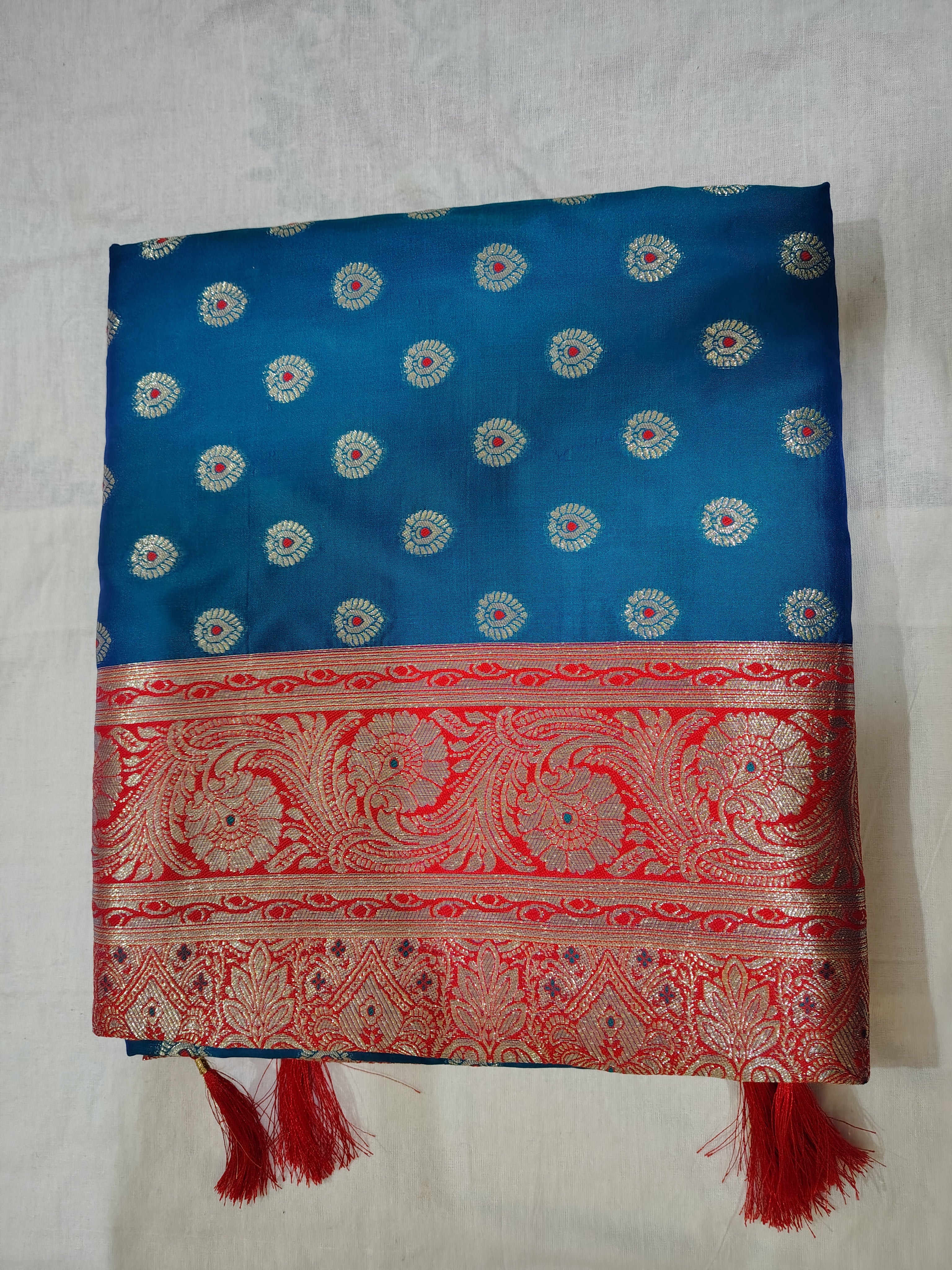 Red Bull Saree
