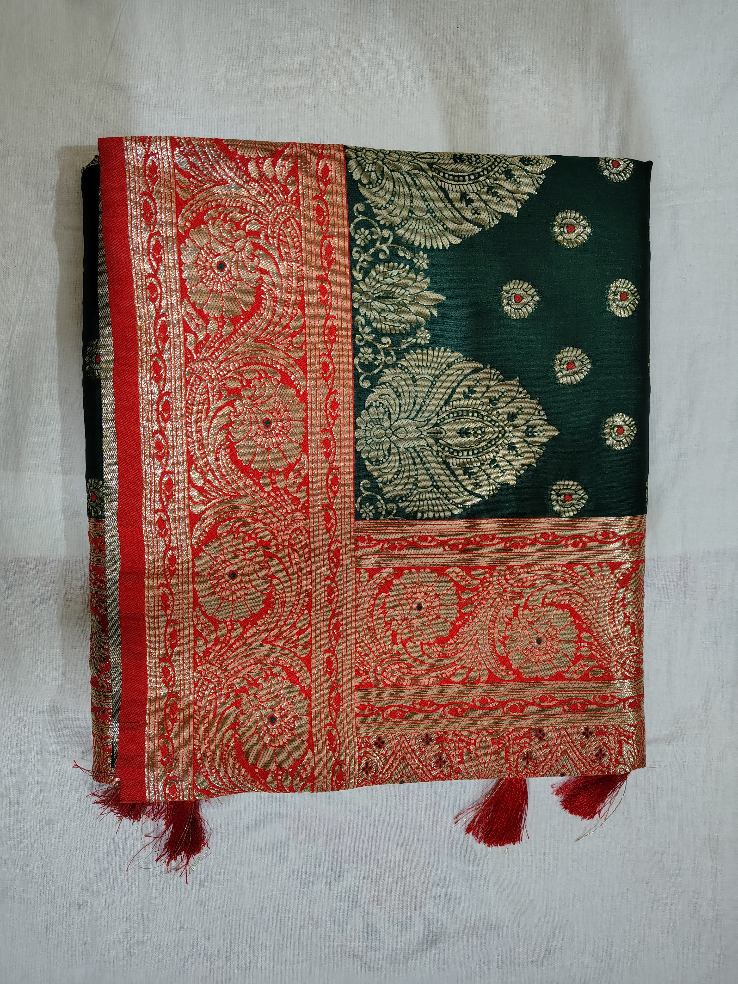 Red Bull Saree