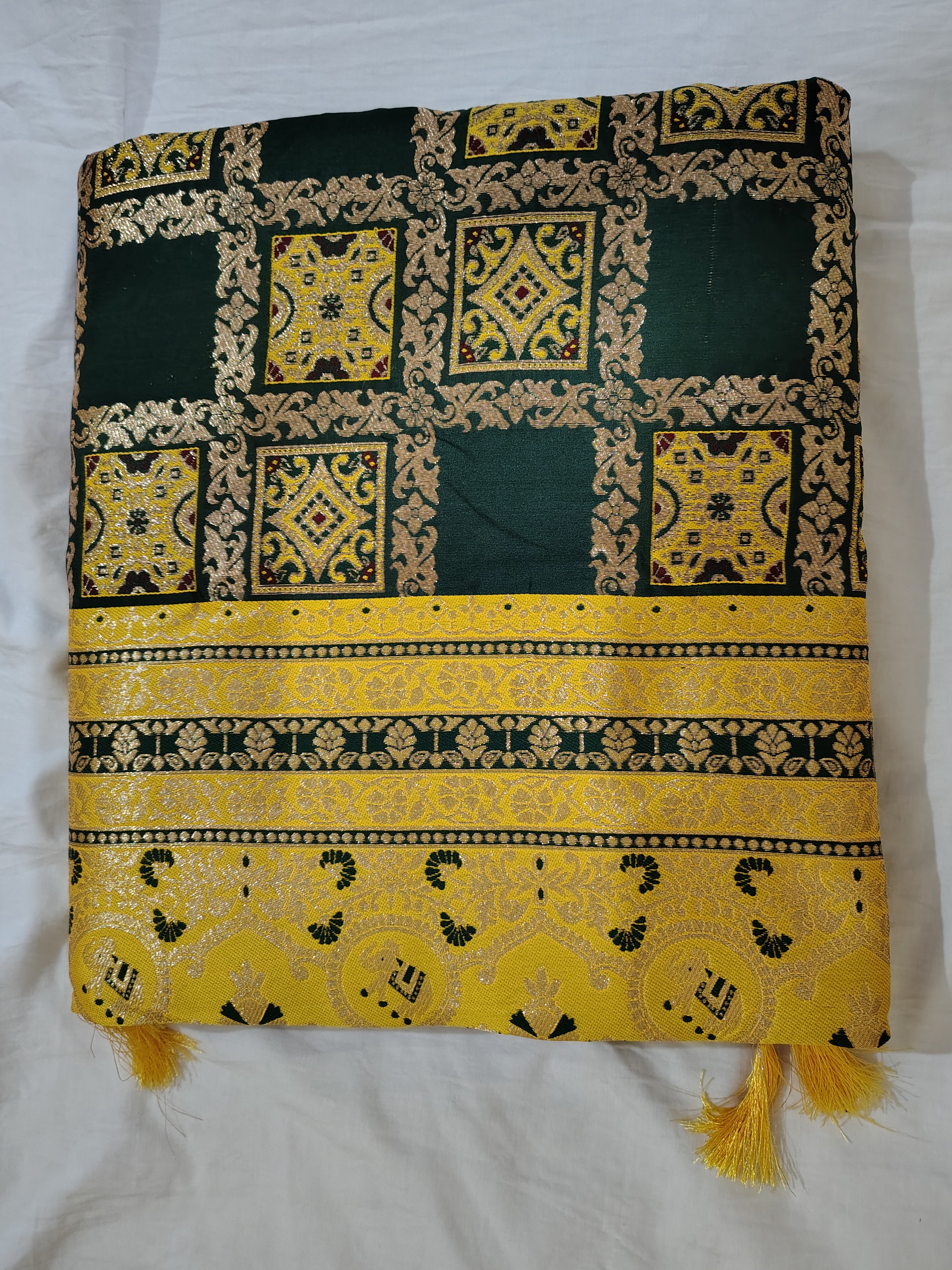 Gitar- Saree
