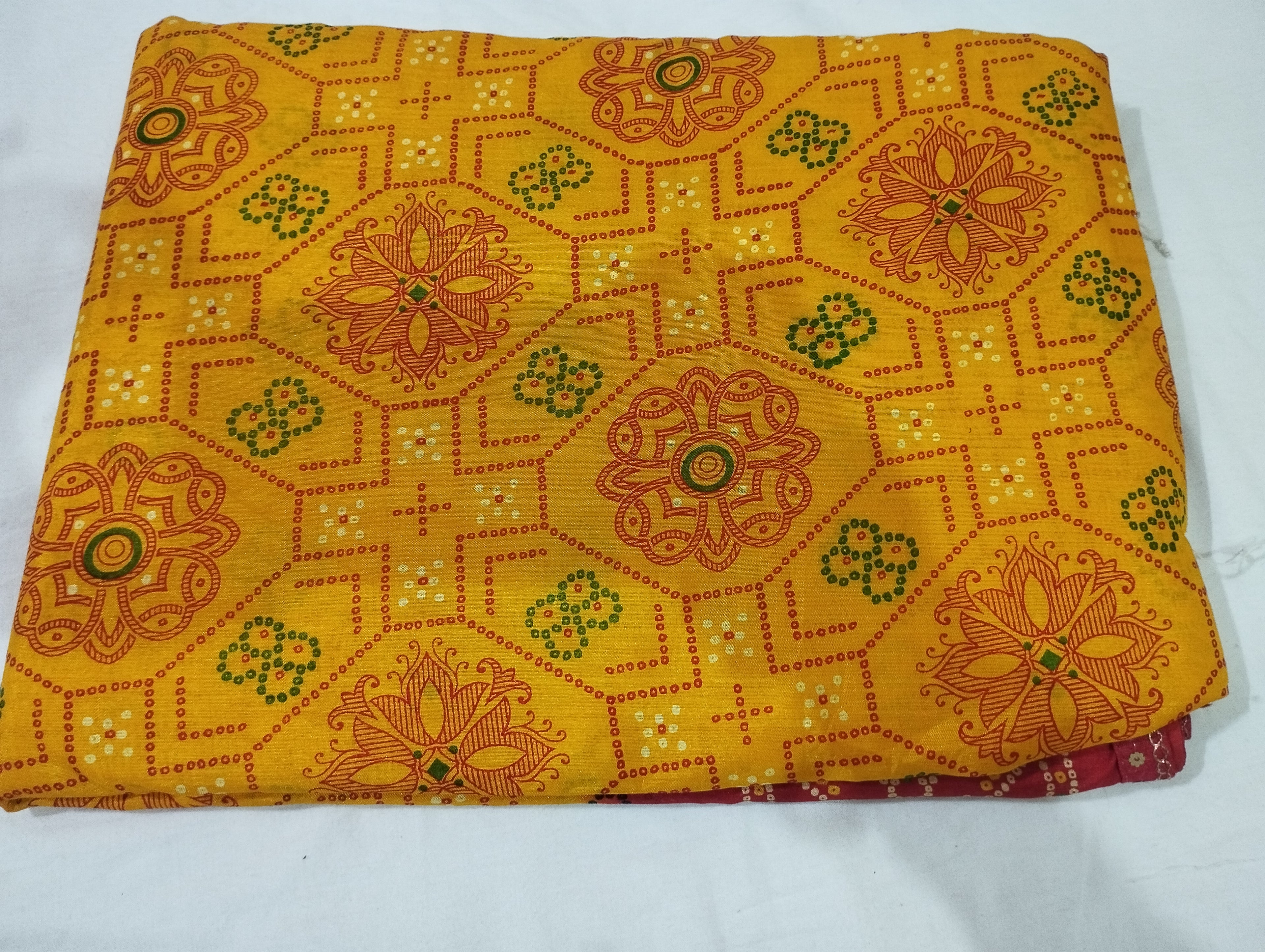 Bhandhej Chundri C Saree