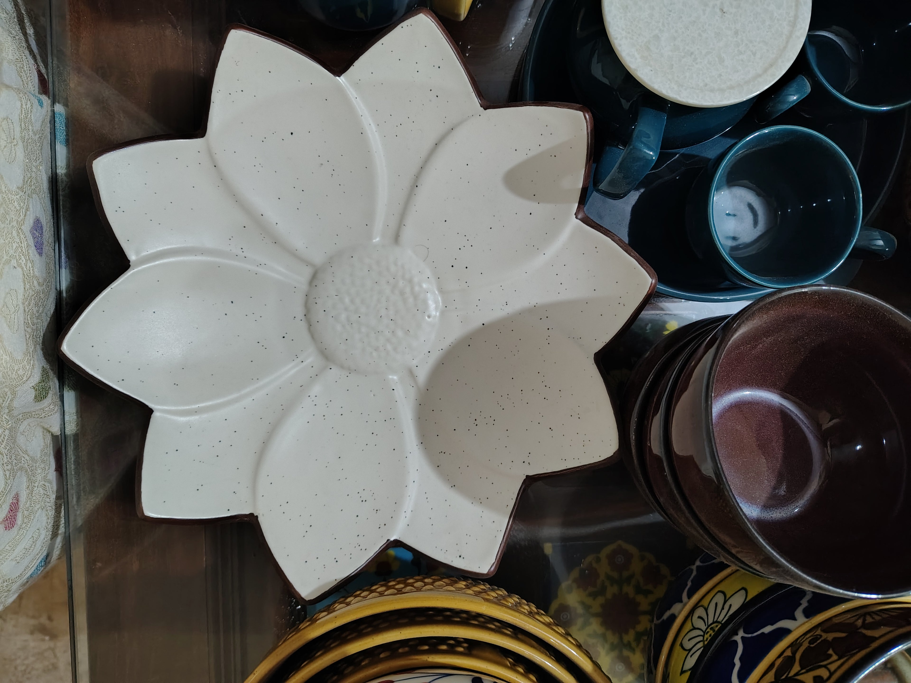 Kamal Leaf 12" Ceramics